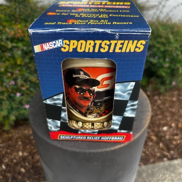 NEW  SIGNATURE SPORT DALE EARNHARDT SCULPTURED STEIN‎ DRAM TREE NIB - Picture 1 of 6